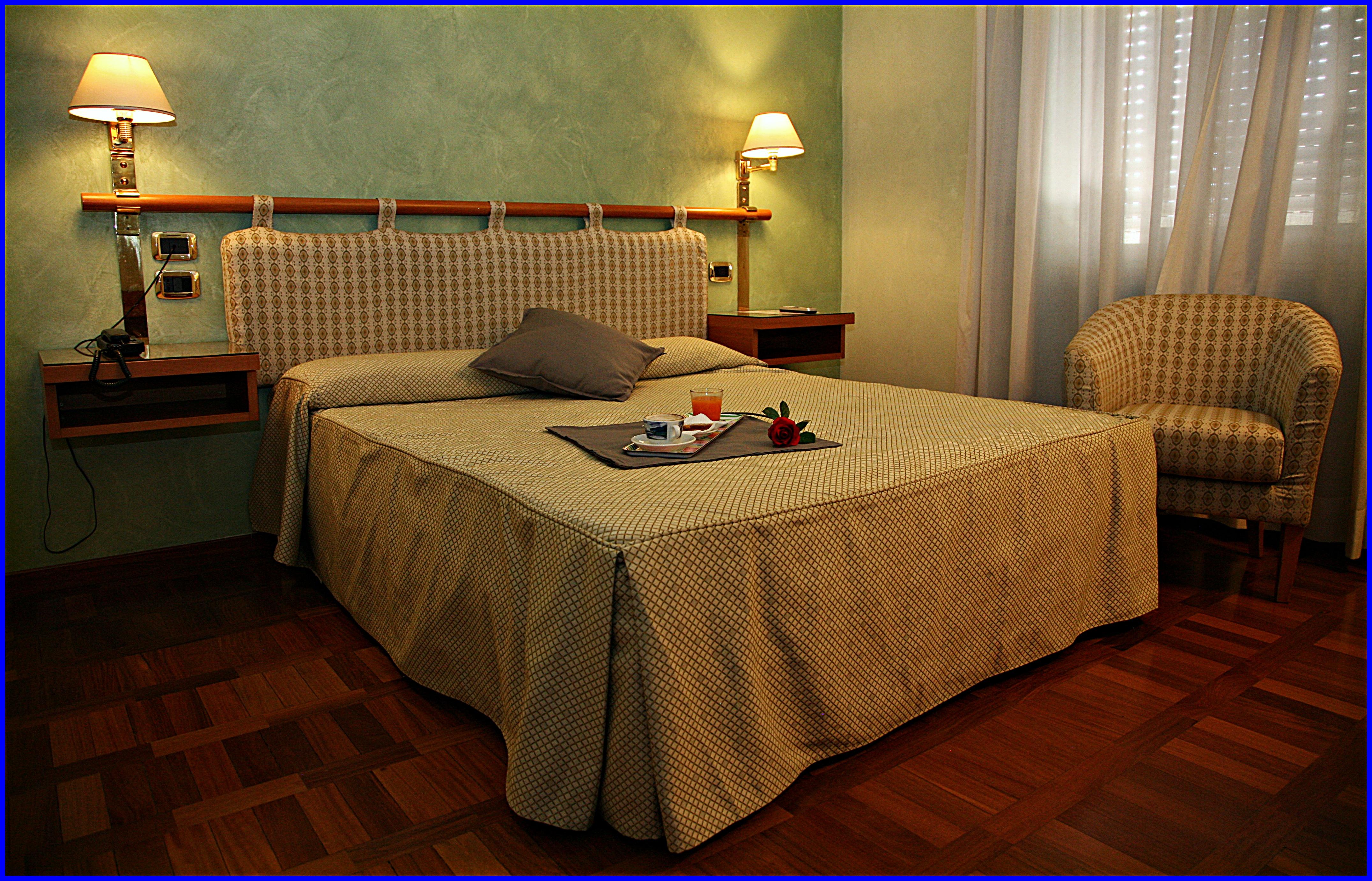 Hotel Meeting Ciampino Esterno foto