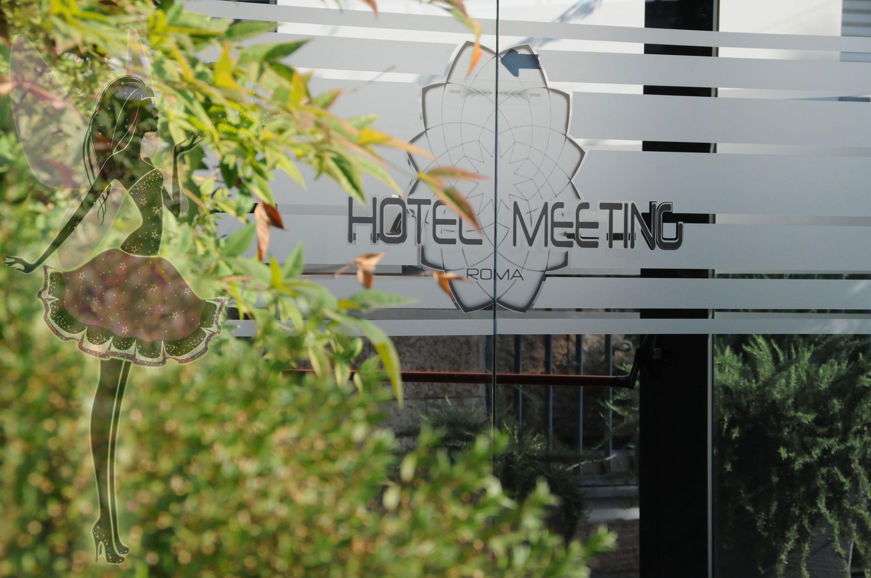 Hotel Meeting Ciampino Esterno foto