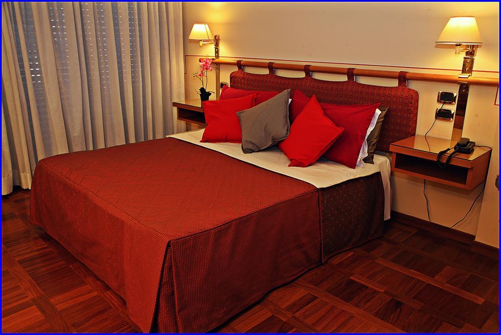 Hotel Meeting Ciampino Esterno foto